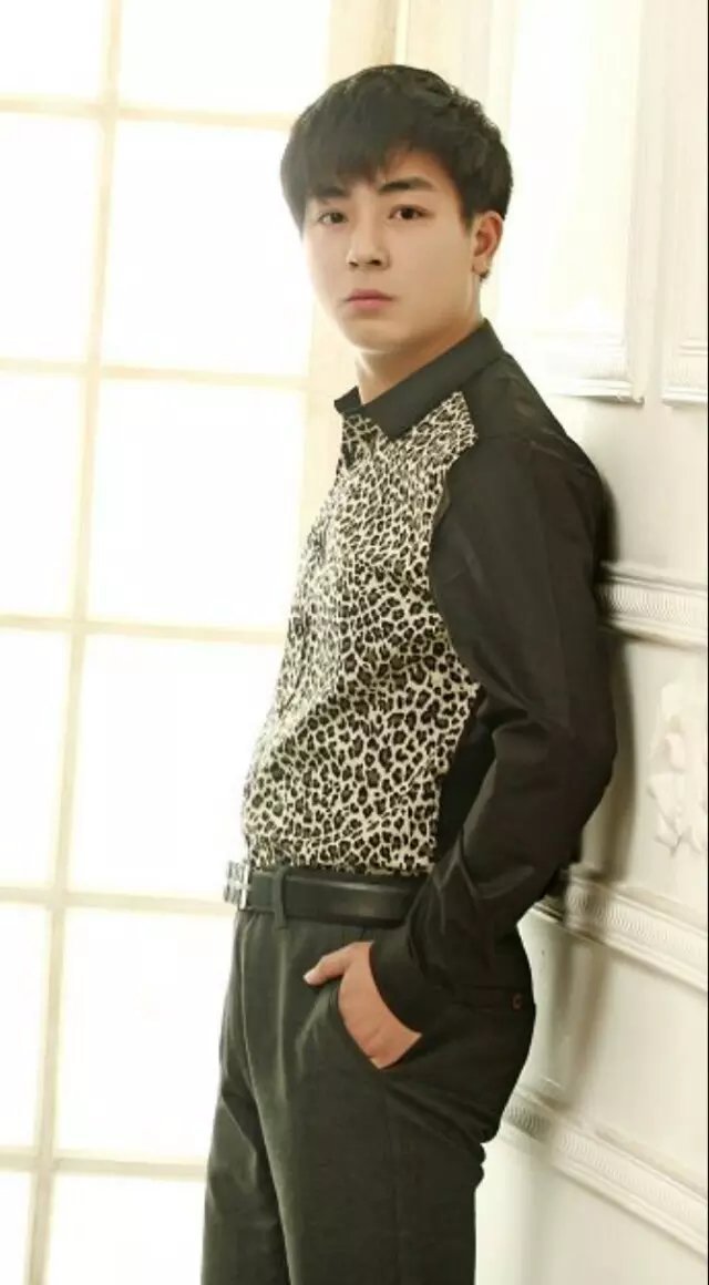 ����F˽��